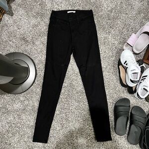 Levi's Black Skinny Jeans for Women
